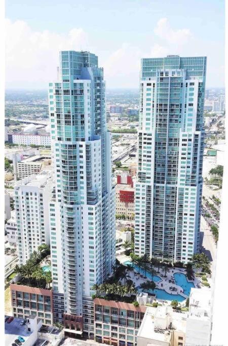 Resort And Luxurious Living In Downtown Miami Eksteriør bilde